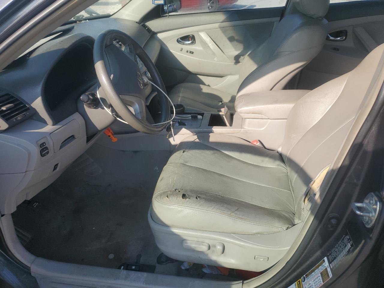 2010 TOYOTA CAMRY