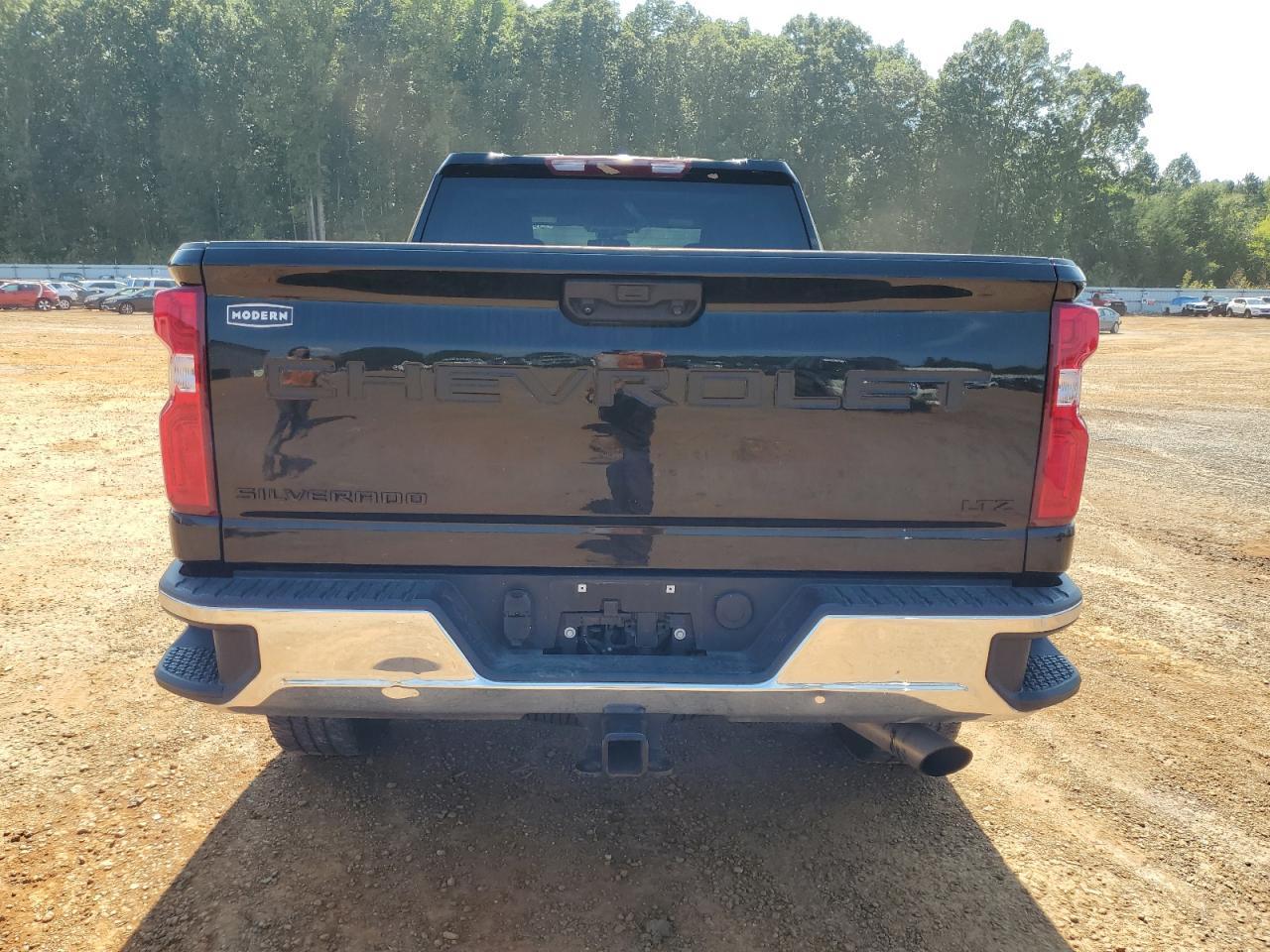 2024 CHEVROLET Silverado
