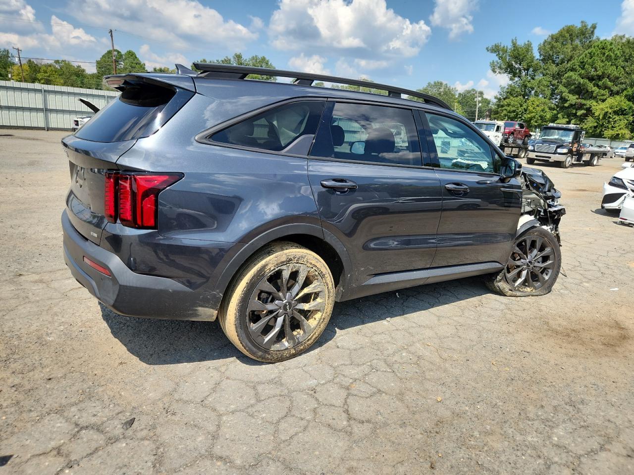 2023 KIA SORENTO