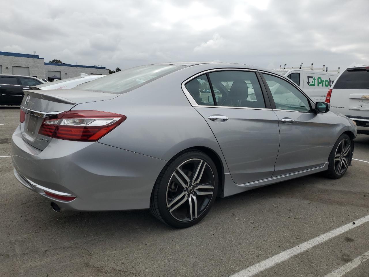 2017 HONDA ACCORD