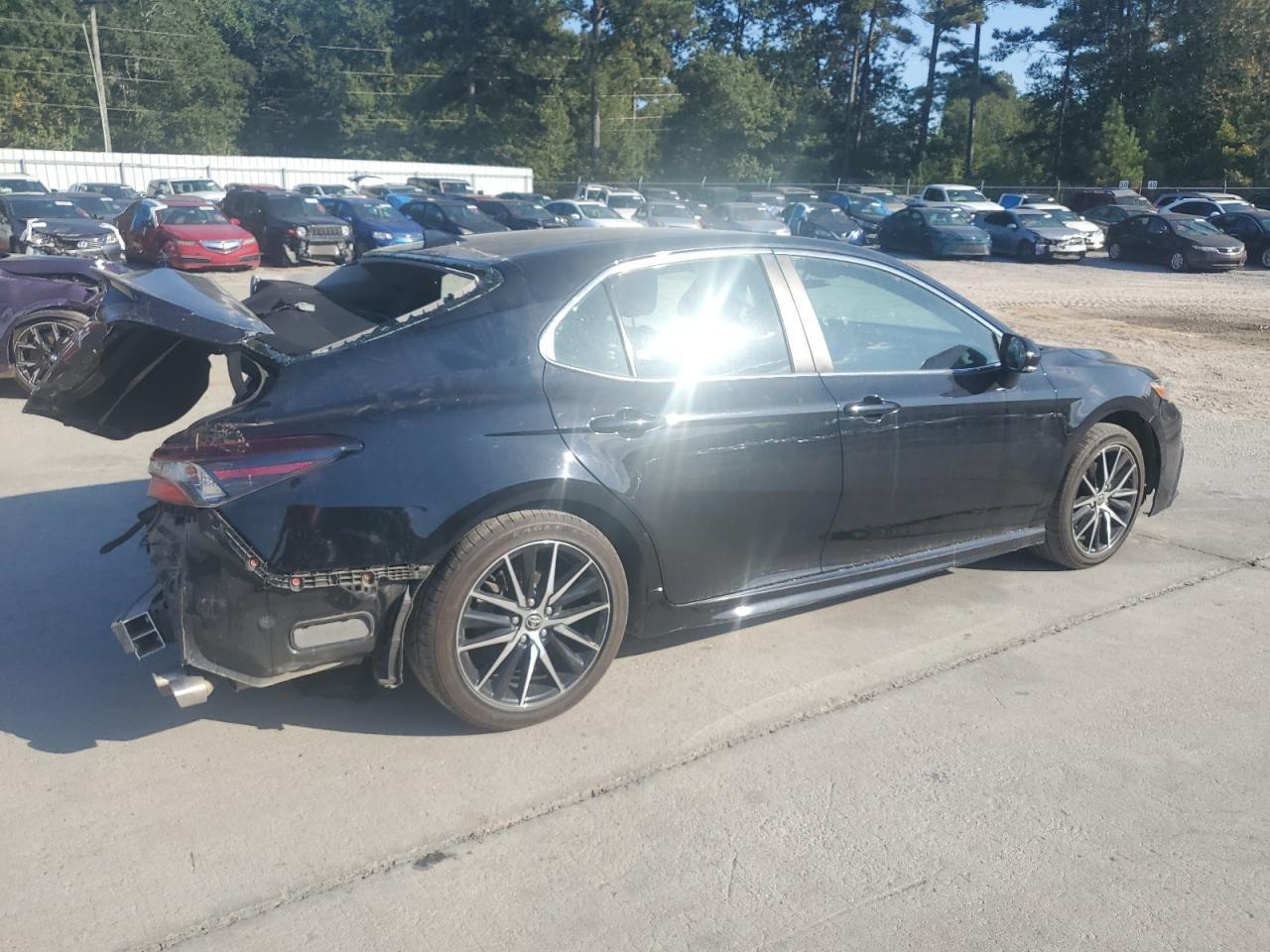 2022 TOYOTA CAMRY