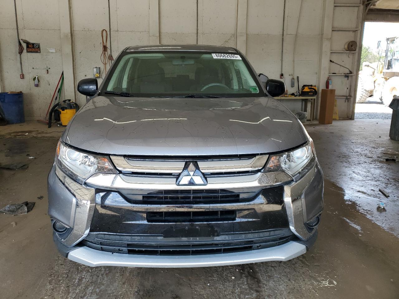 2018 MITSUBISHI outlander