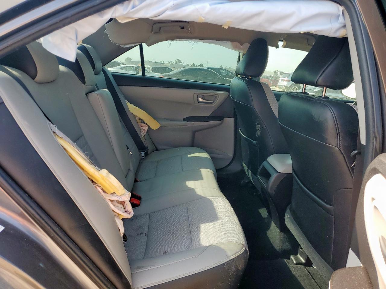 2016 TOYOTA CAMRY