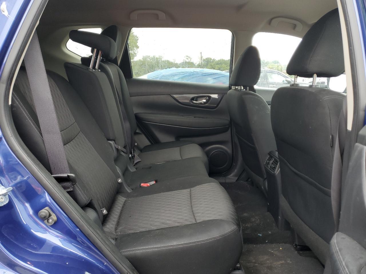 2017 NISSAN ROGUE