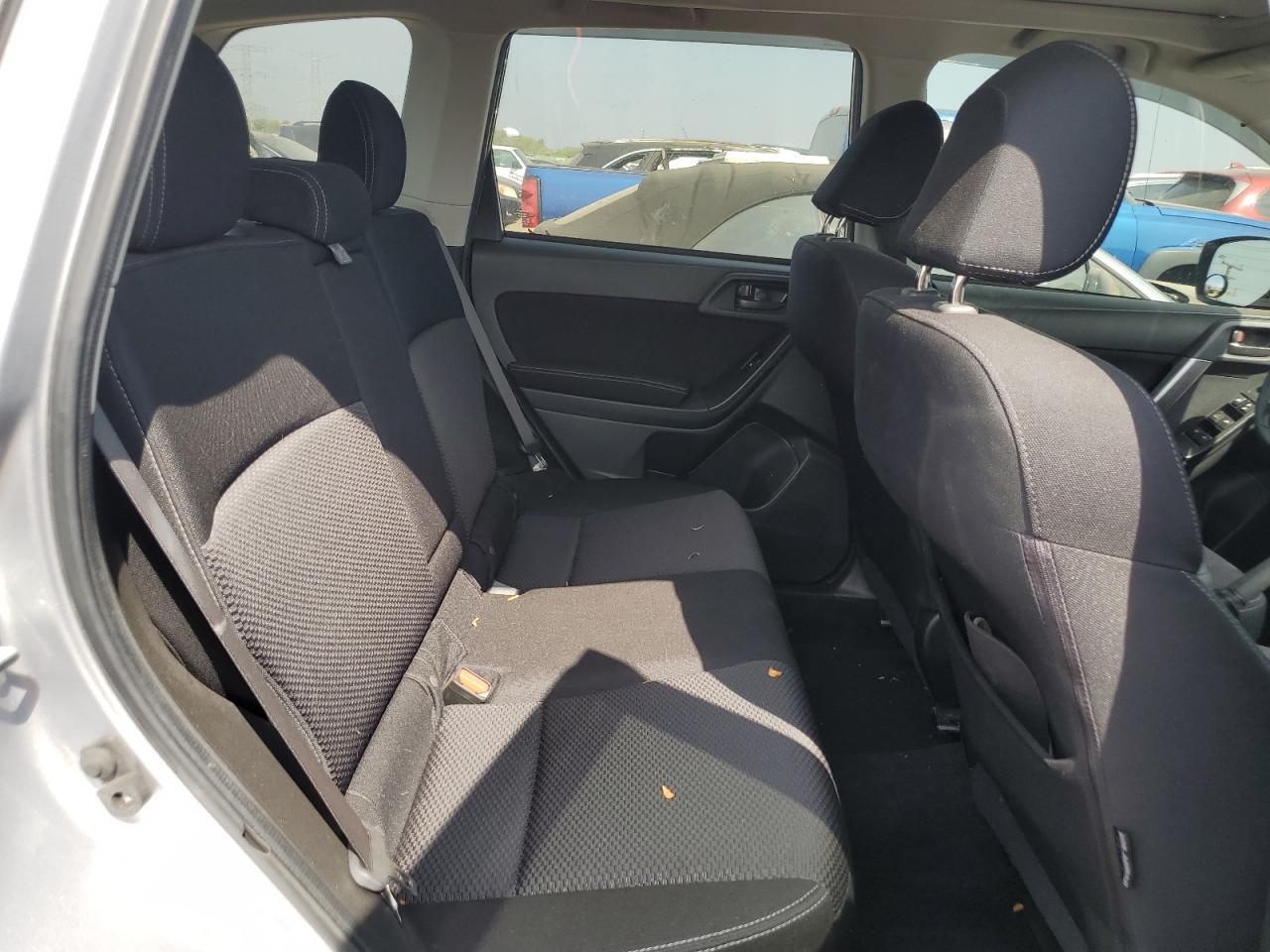 2015 SUBARU FORESTER