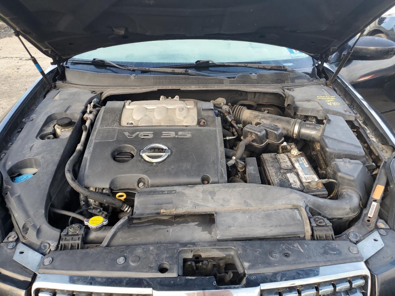 2004 NISSAN Maxima