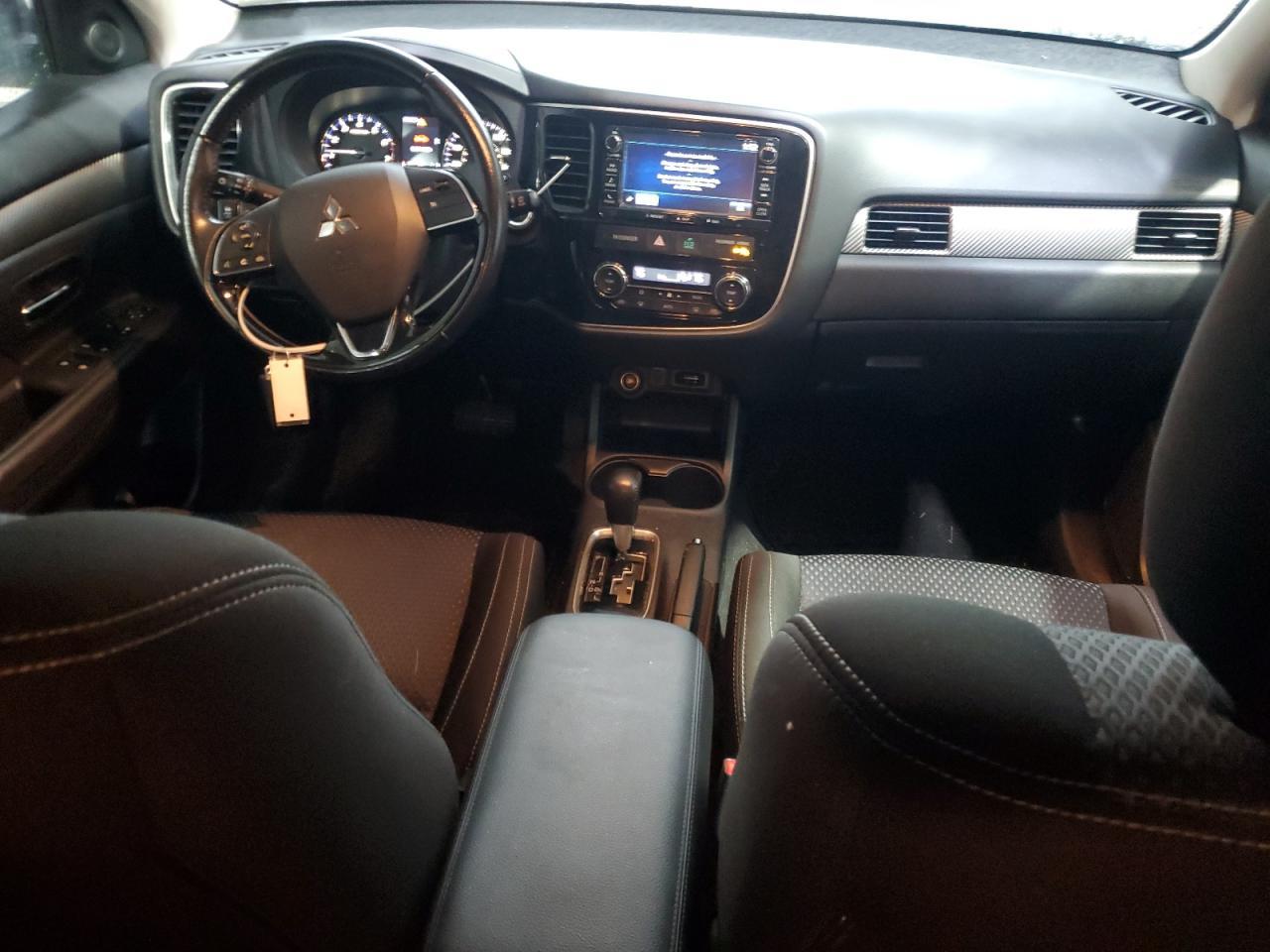 2016 MITSUBISHI outlander