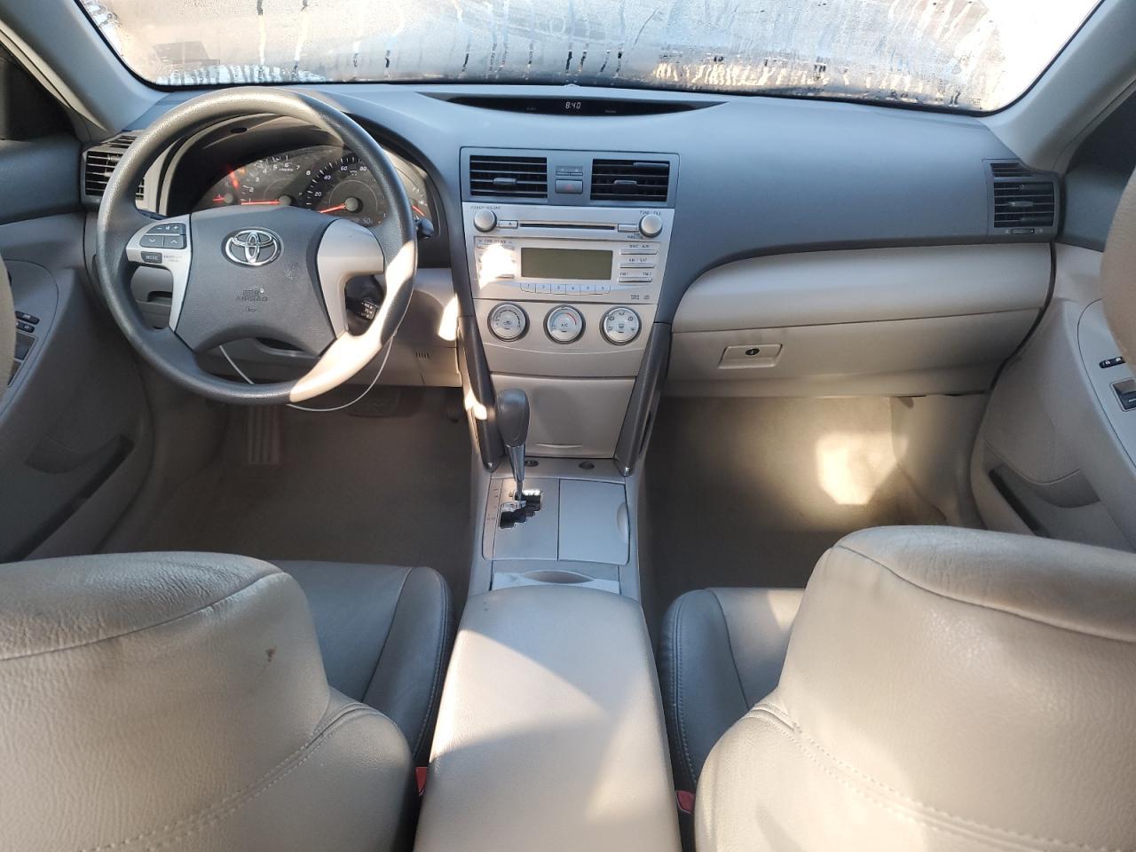 2011 TOYOTA CAMRY