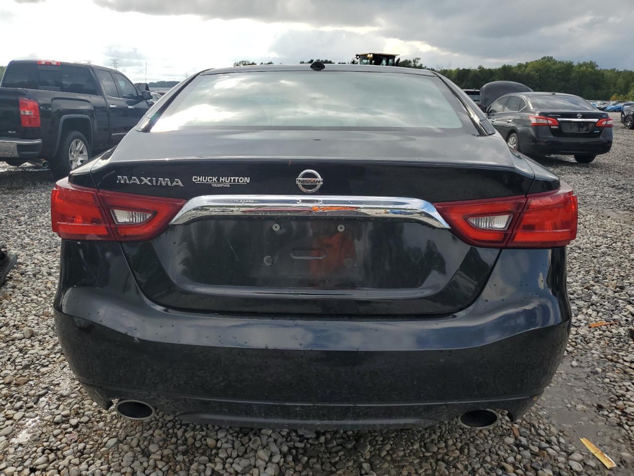 2018 NISSAN Maxima