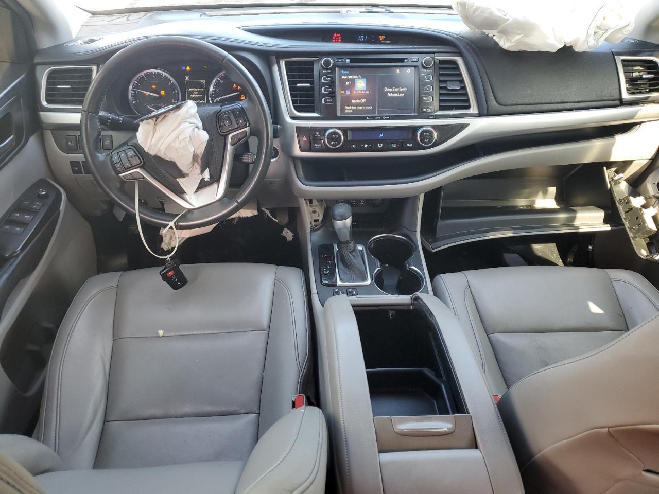 2019 TOYOTA HIGHLANDER