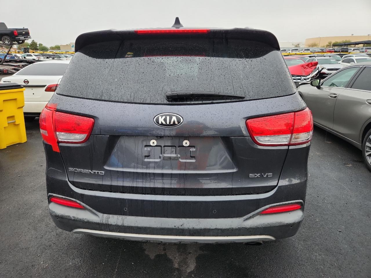 2017 KIA SORENTO