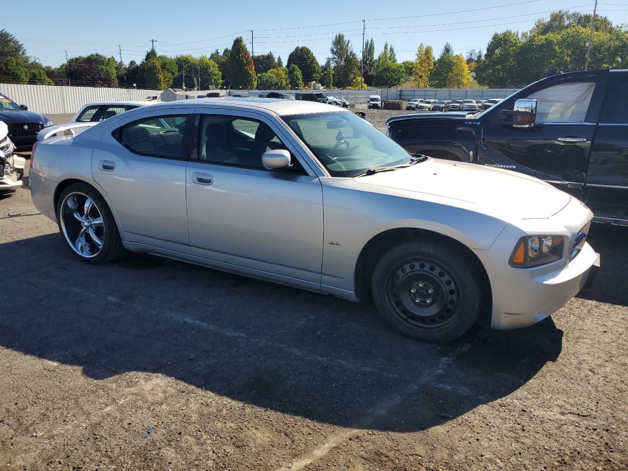 2010 DODGE CHARGER