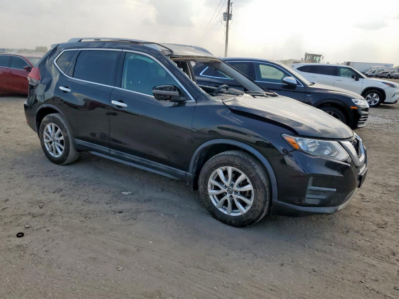 2018 NISSAN ROGUE