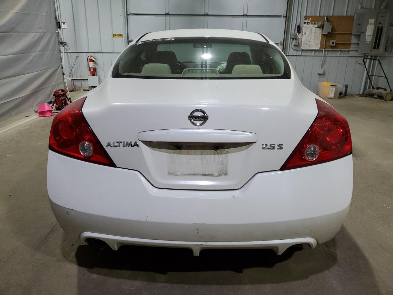 2010 NISSAN ALTIMA