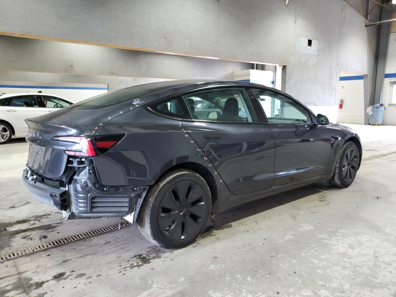 2025 TESLA MODEL 3