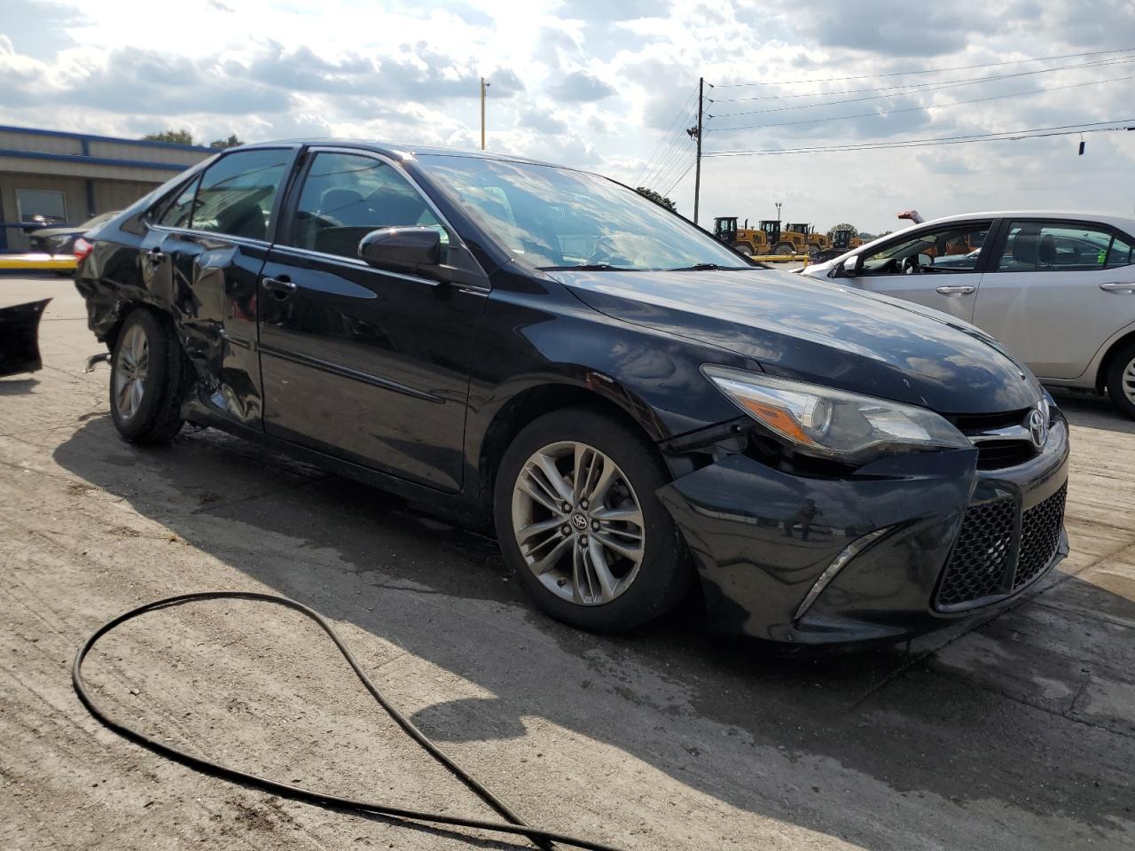 2017 TOYOTA CAMRY