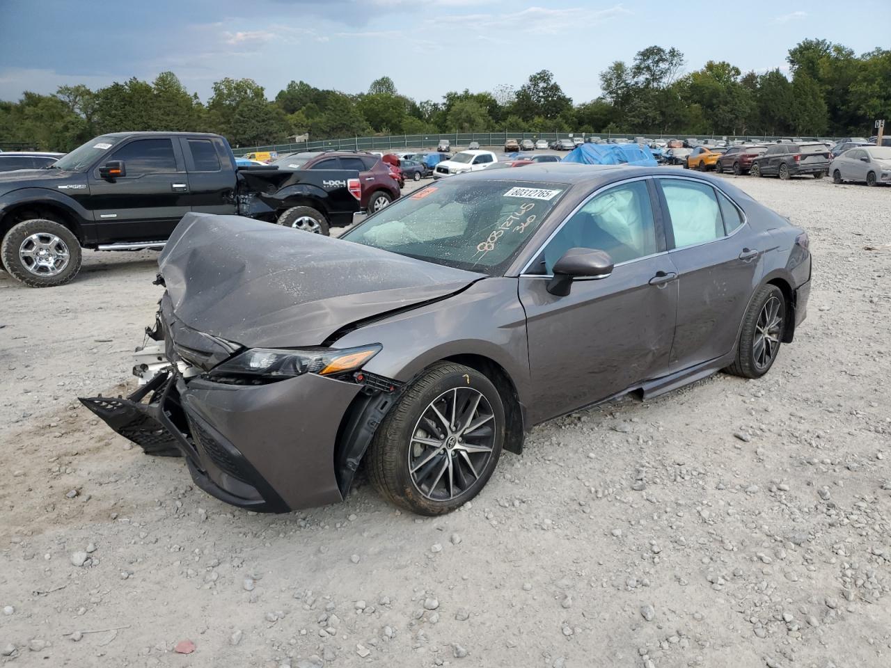 2024 TOYOTA CAMRY