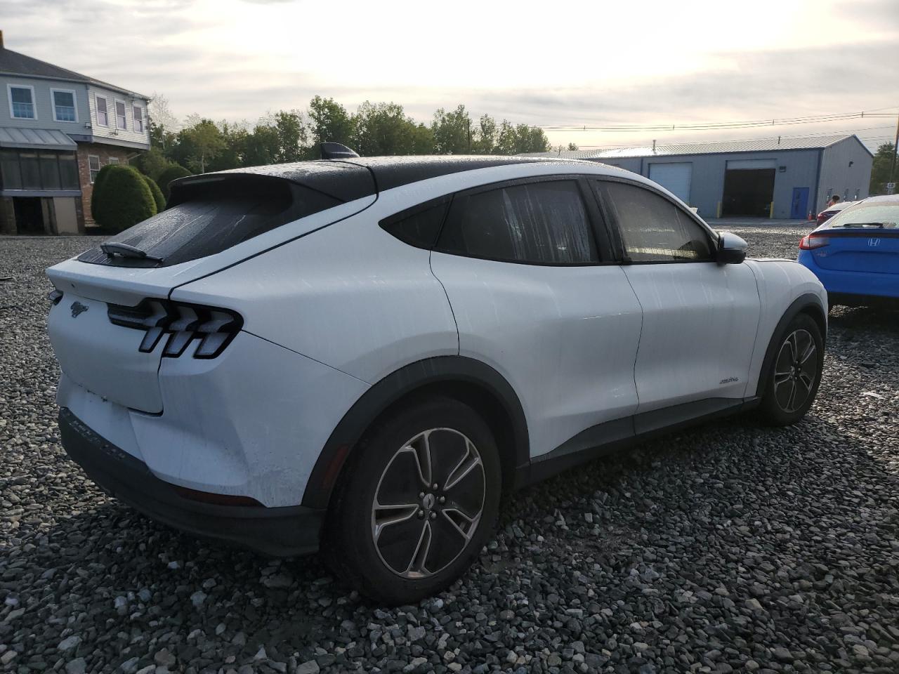 2021 FORD Mustang Mach-E
