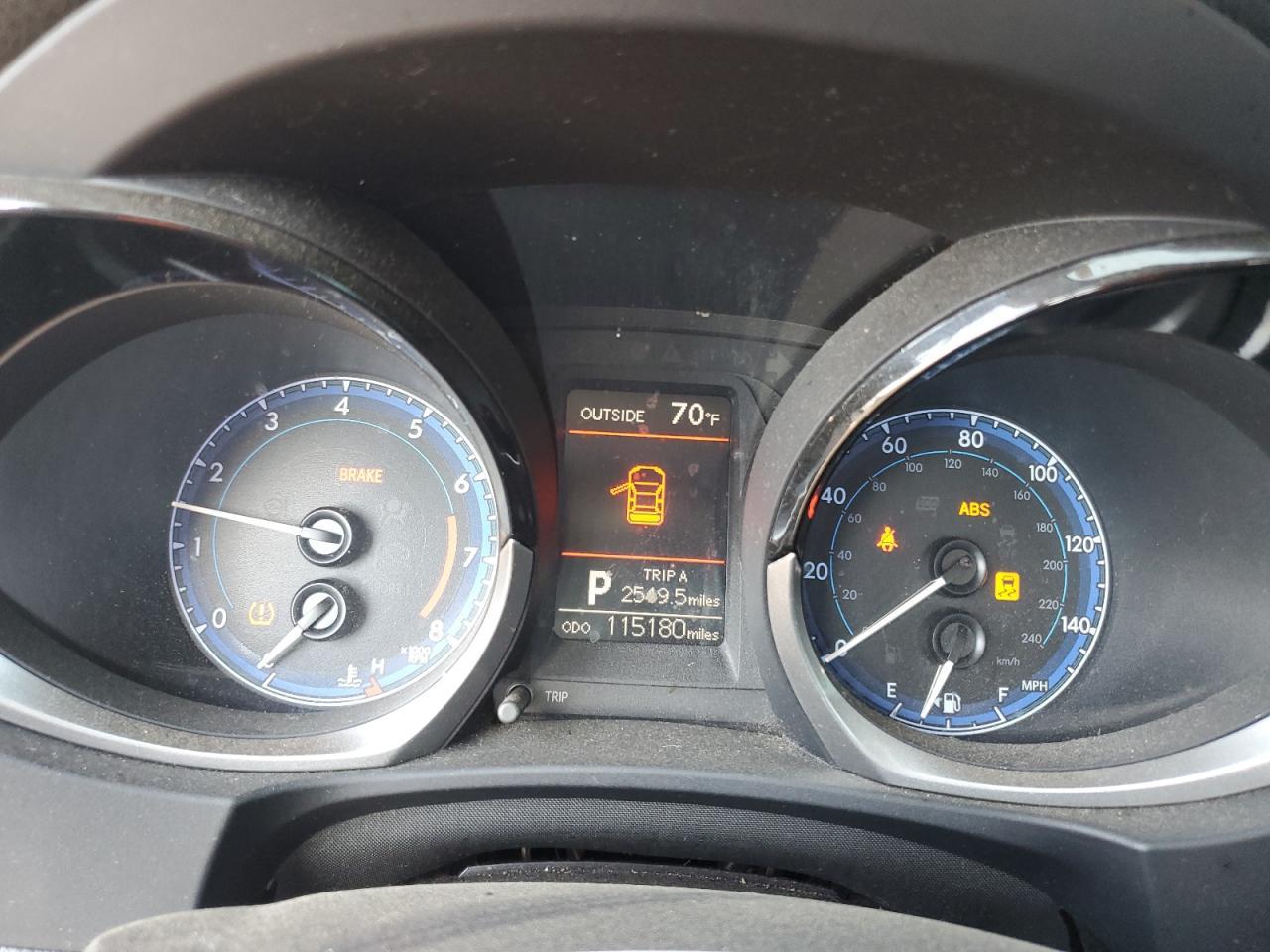 2015 TOYOTA COROLLA