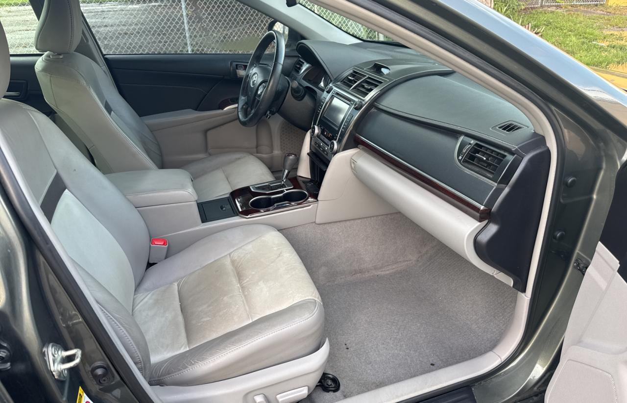 2014 TOYOTA CAMRY