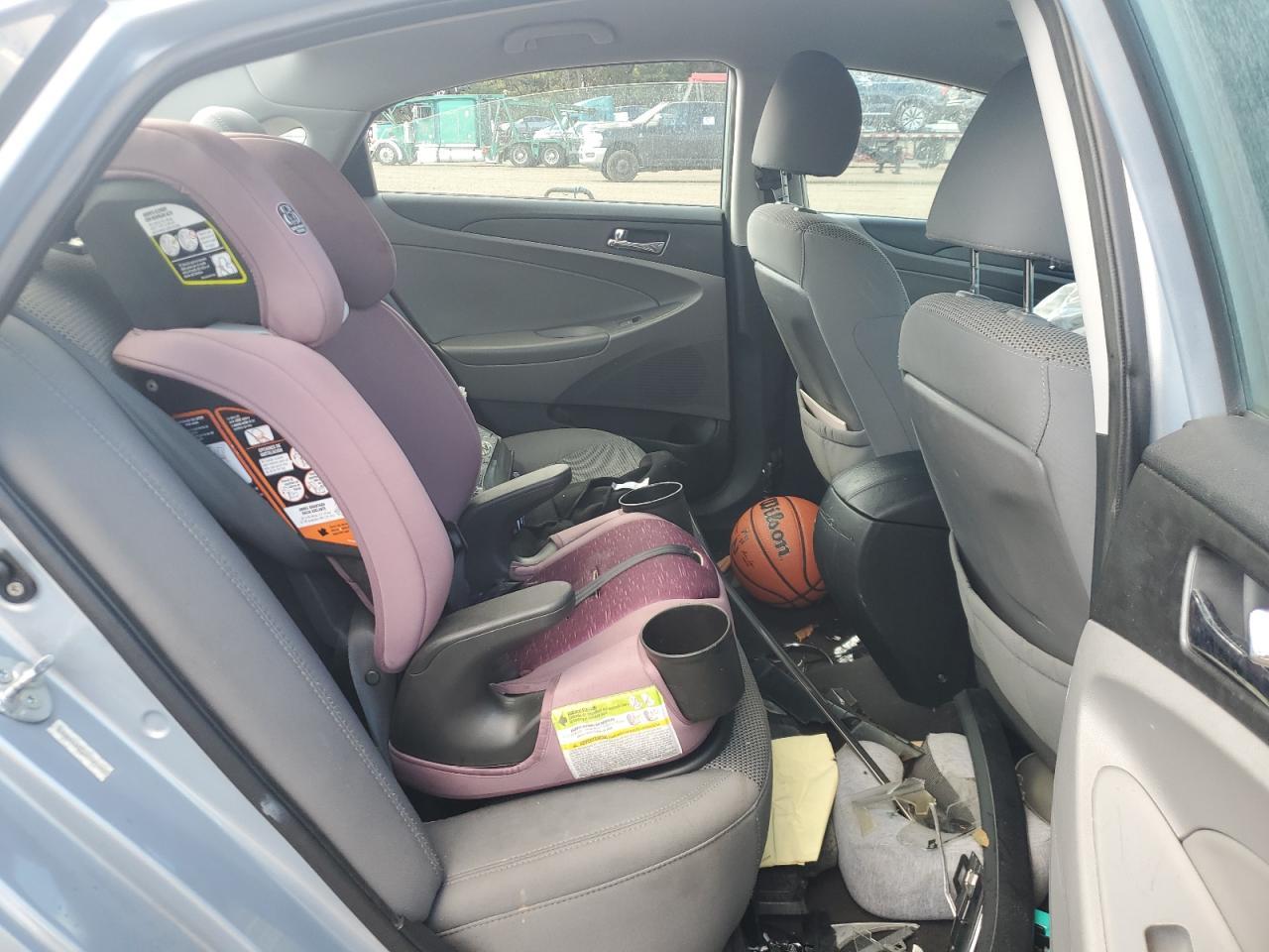 2011 HYUNDAI SONATA