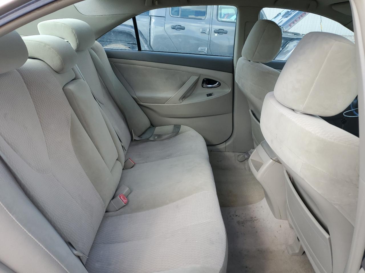 2010 TOYOTA CAMRY