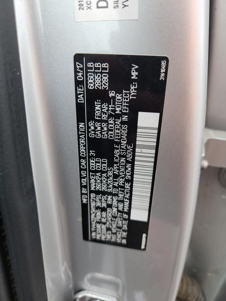 2017 VOLVO XC90