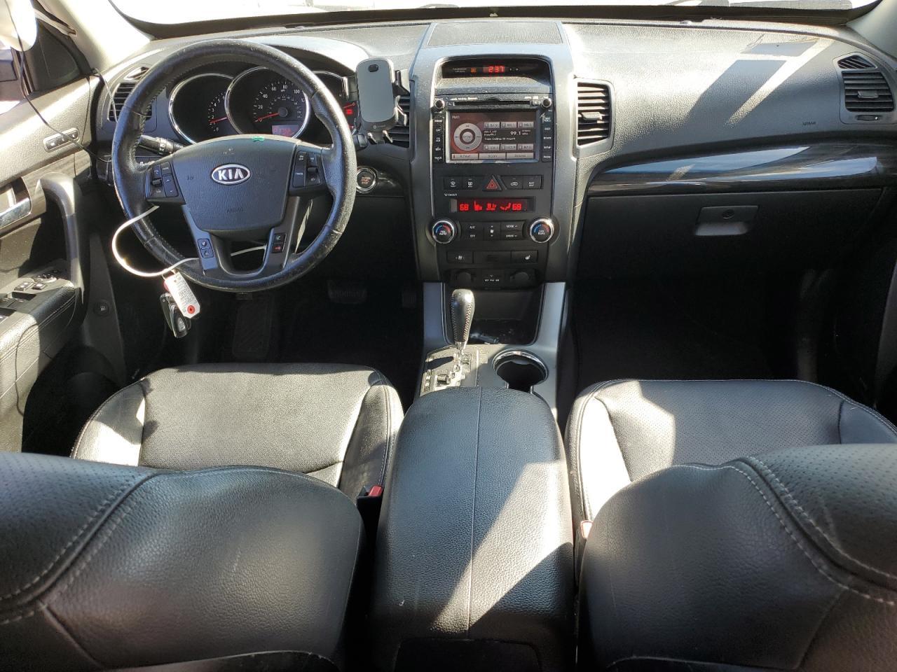 2013 KIA SORENTO