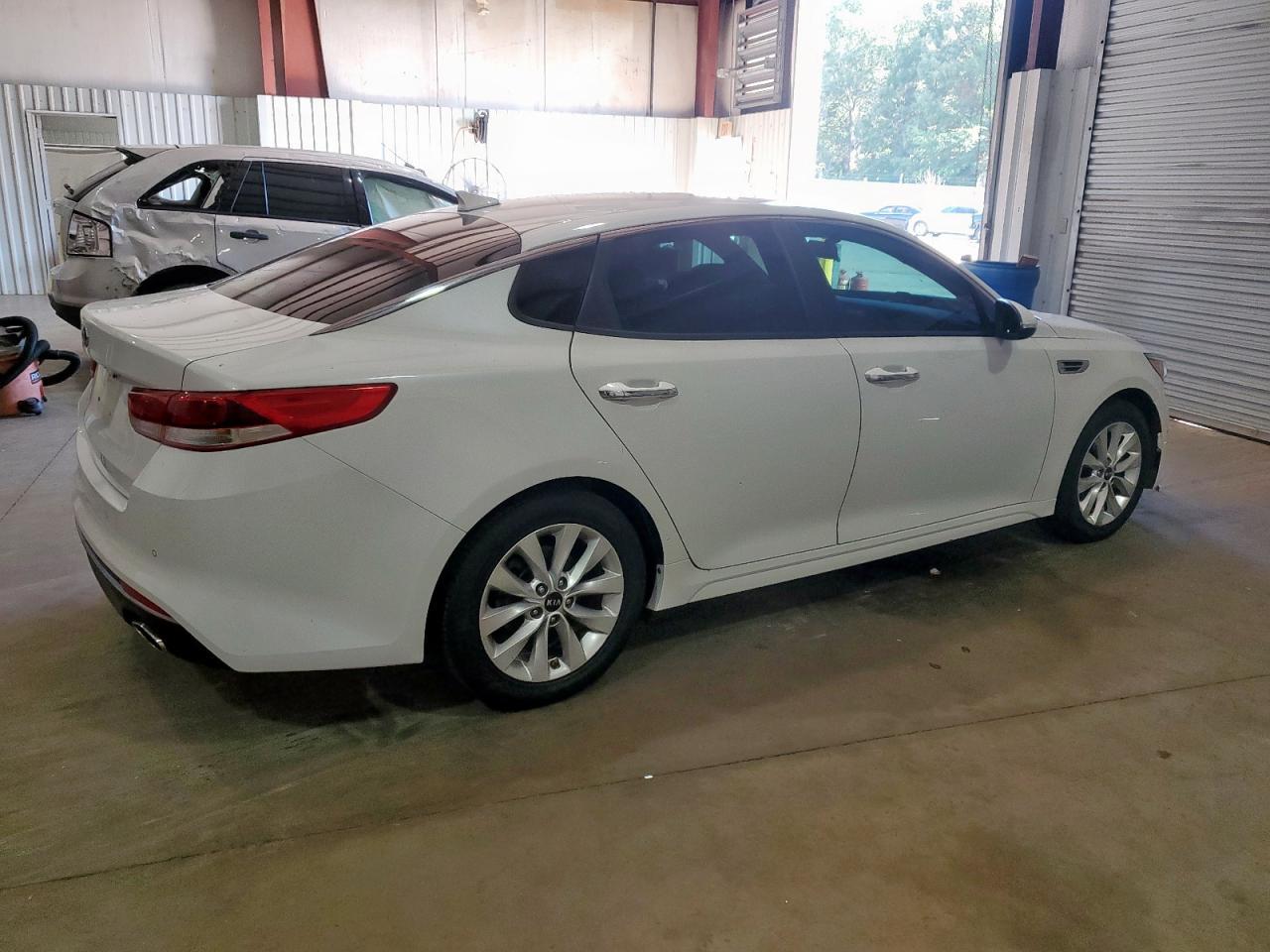 2018 KIA OPTIMA