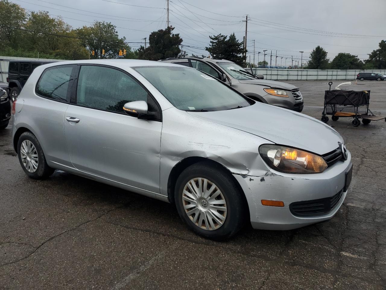2010 VOLKSWAGEN GOLF