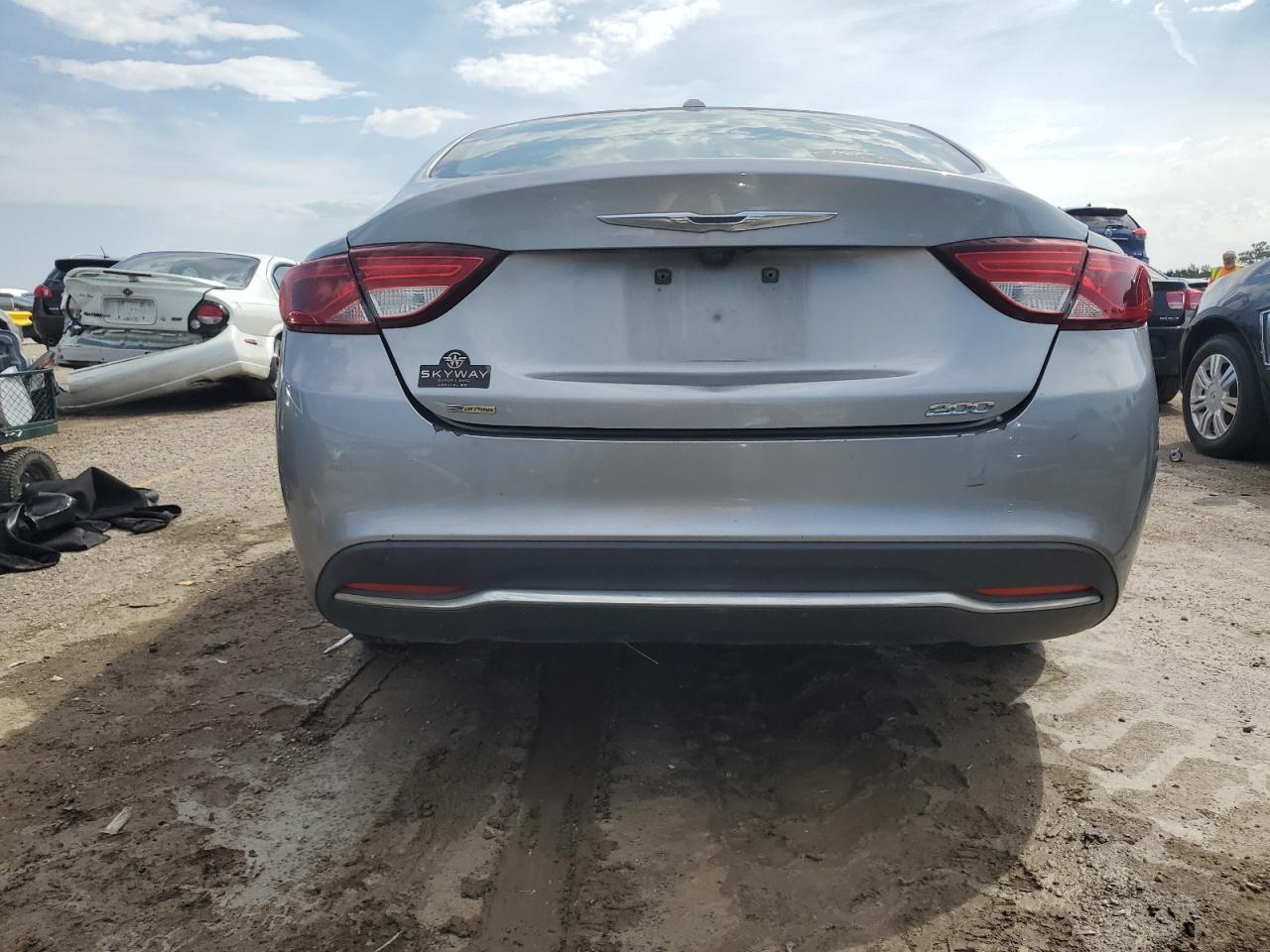 2015 CHRYSLER 200