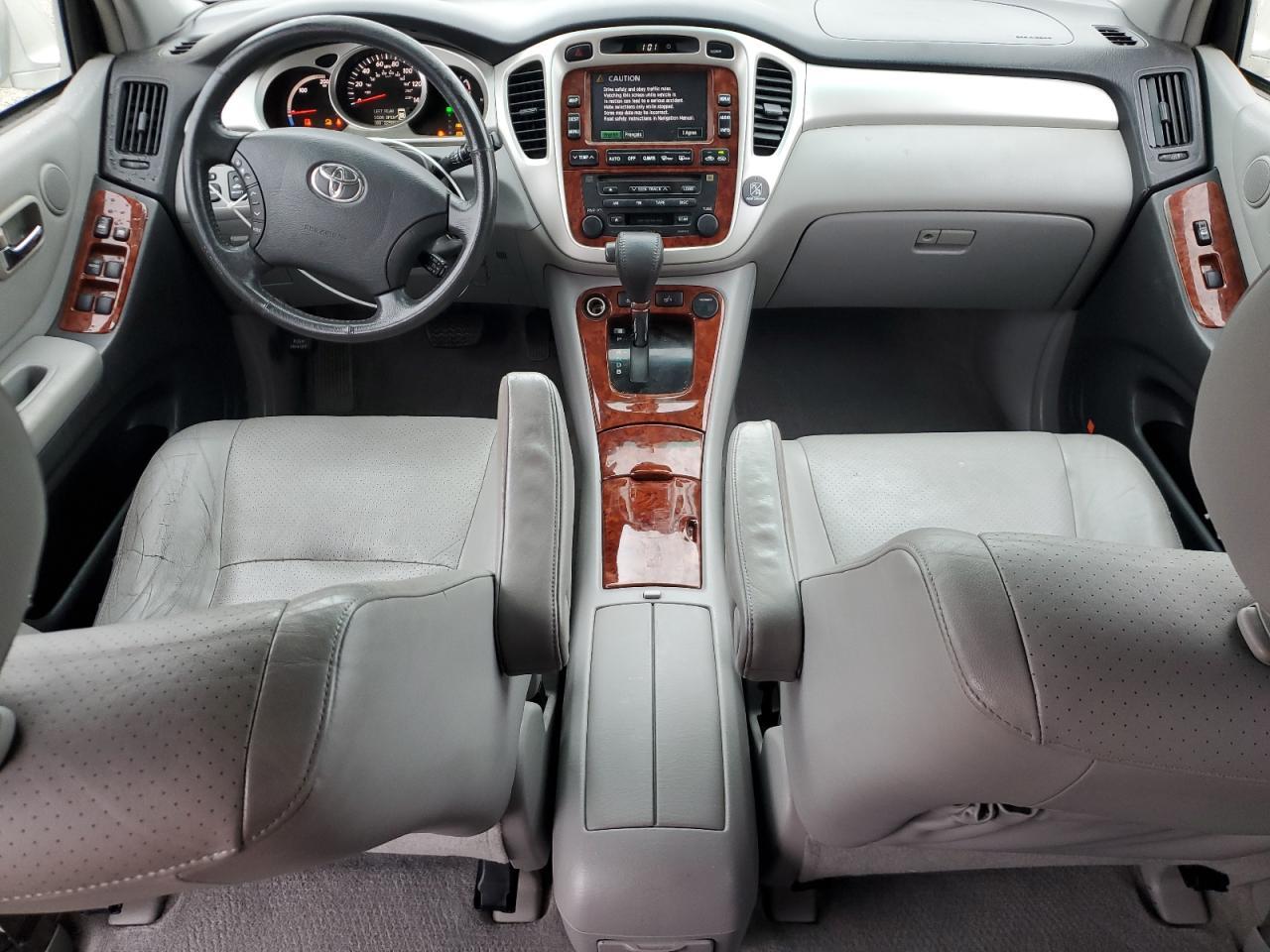2006 TOYOTA HIGHLANDER