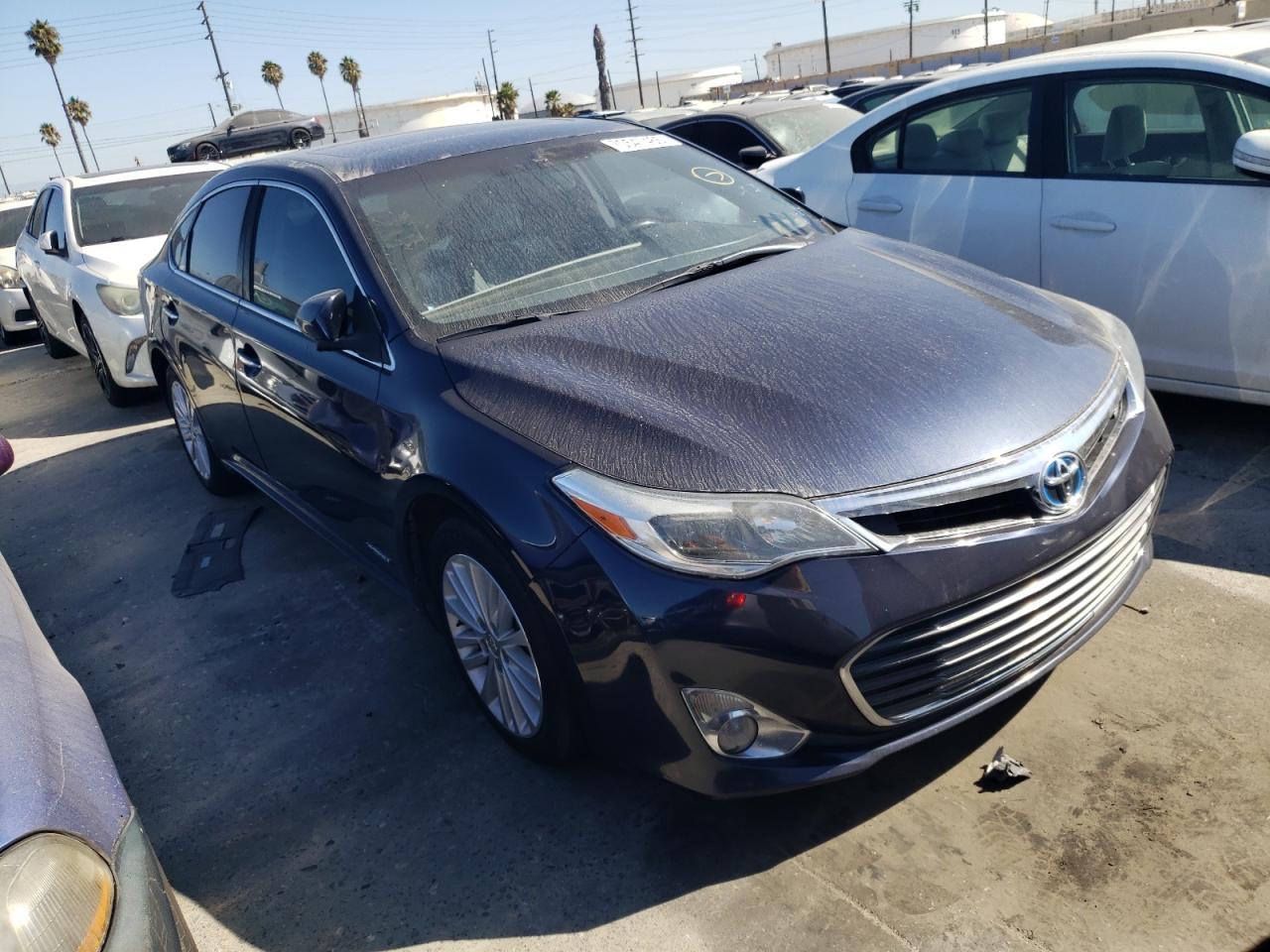 2014 TOYOTA Avalon