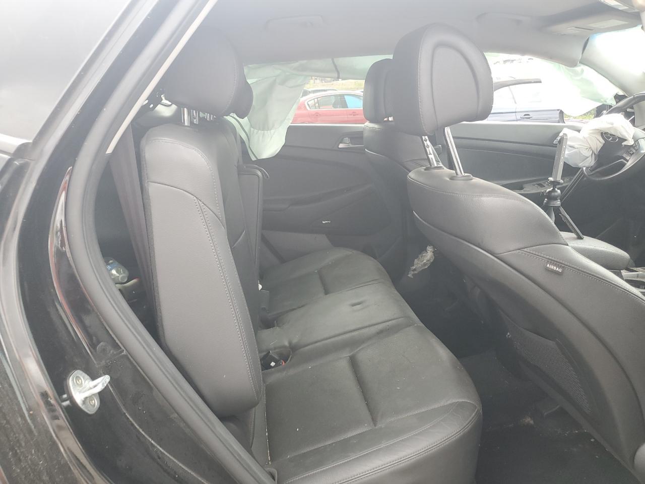 2017 HYUNDAI TUCSON