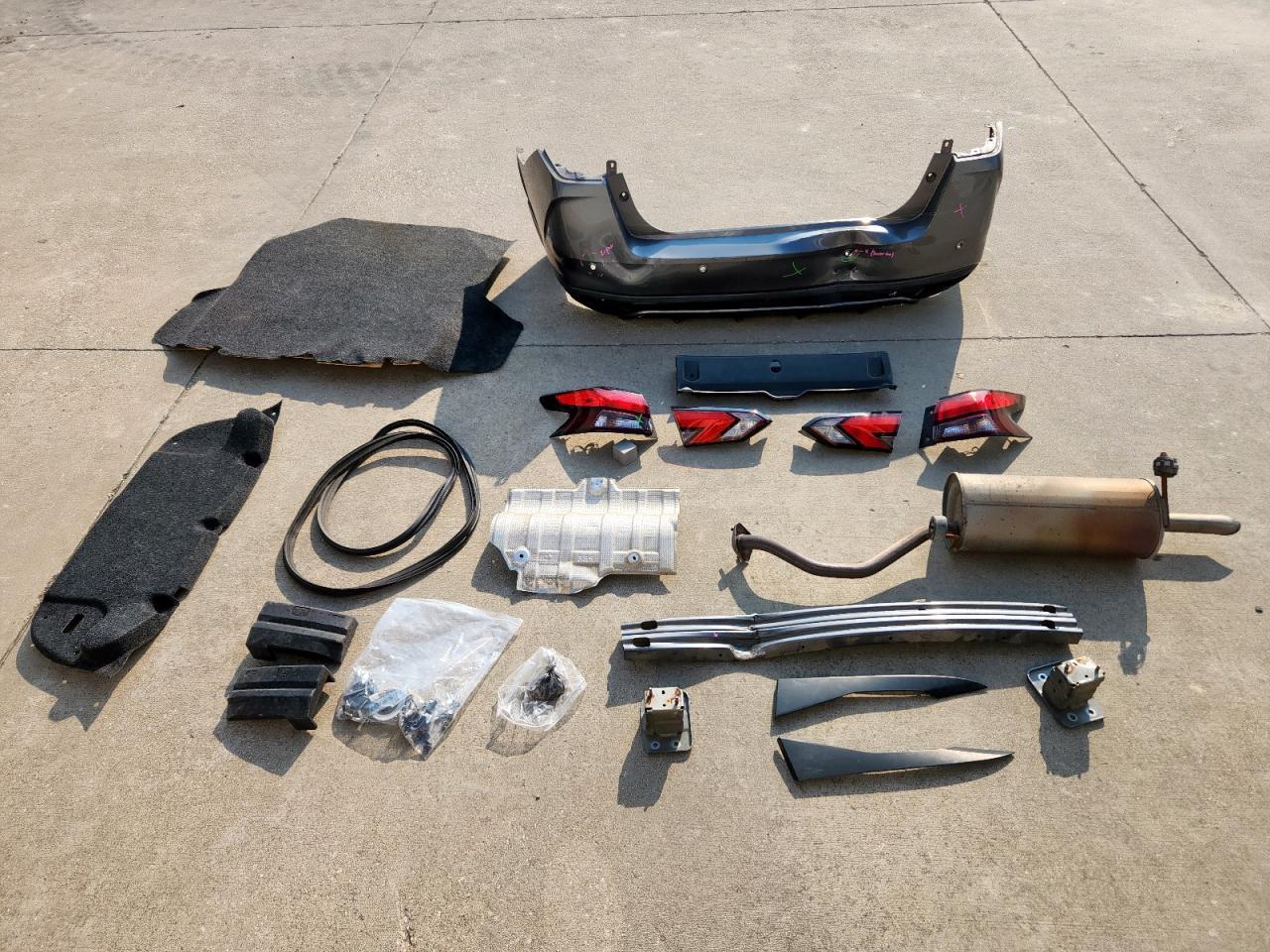 2021 NISSAN VERSA