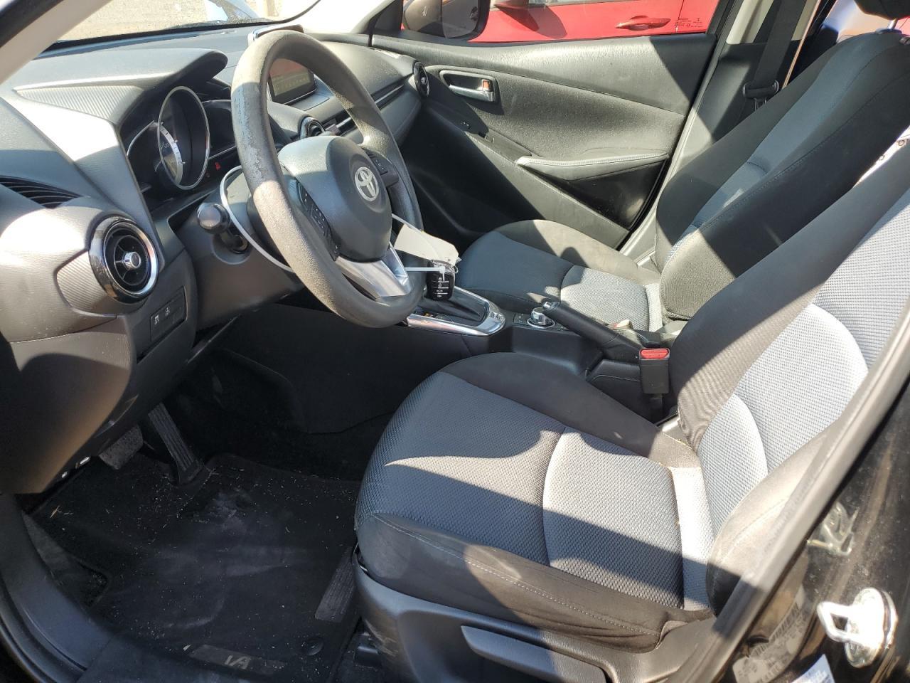 2017 TOYOTA YARIS