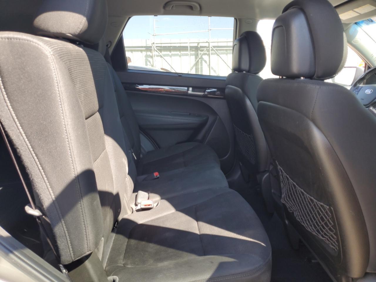 2014 KIA SORENTO