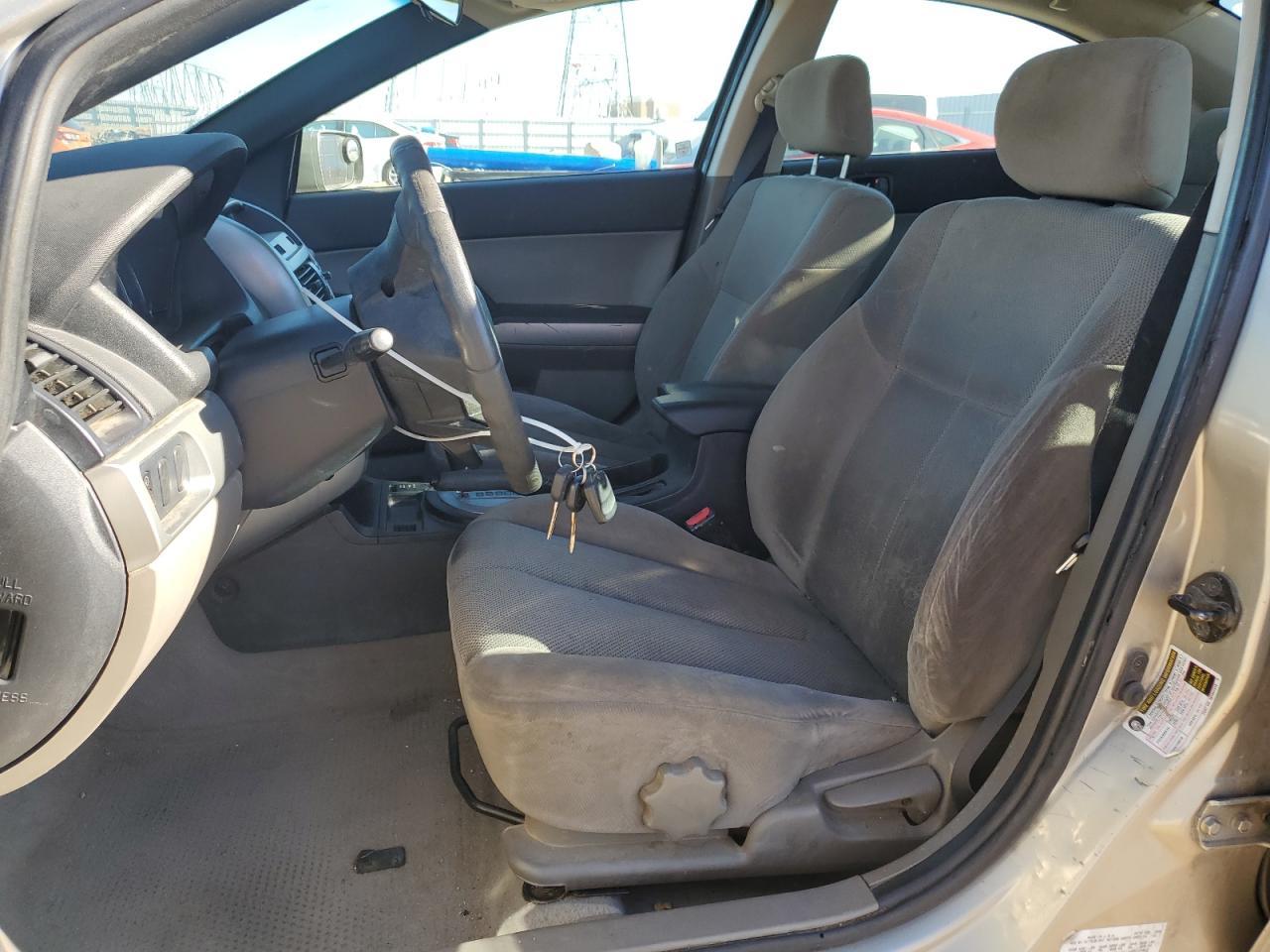 2004 MITSUBISHI Galant