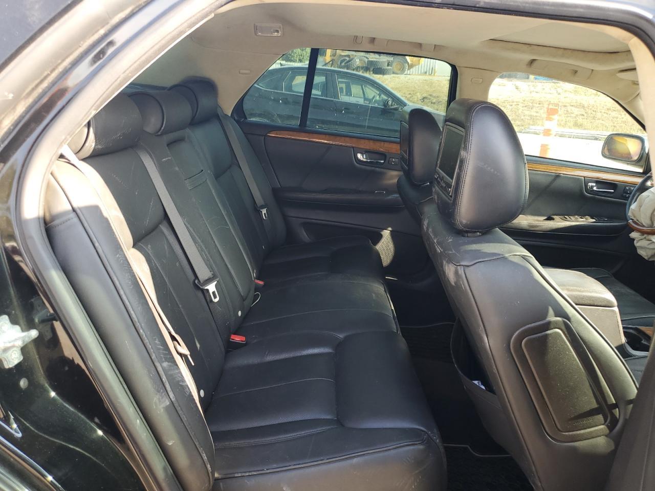 2011 CADILLAC DTS