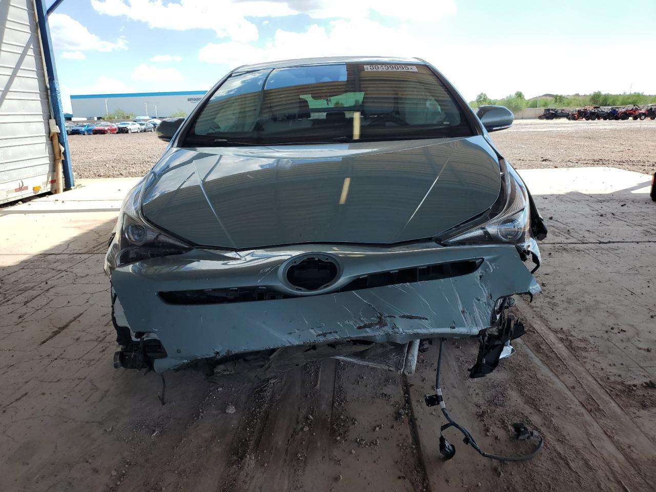 2017 TOYOTA PRIUS