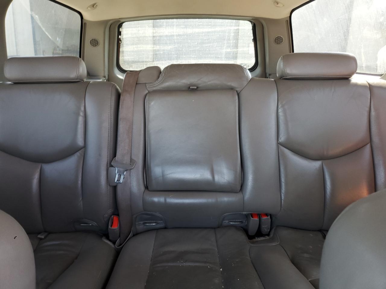 2005 CHEVROLET Suburban