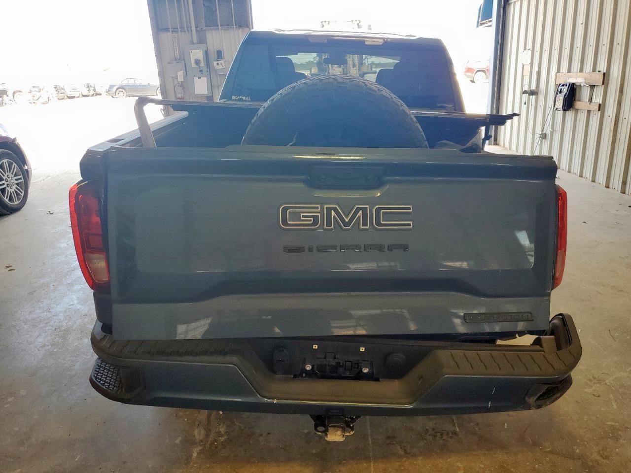 2024 GMC Sierra