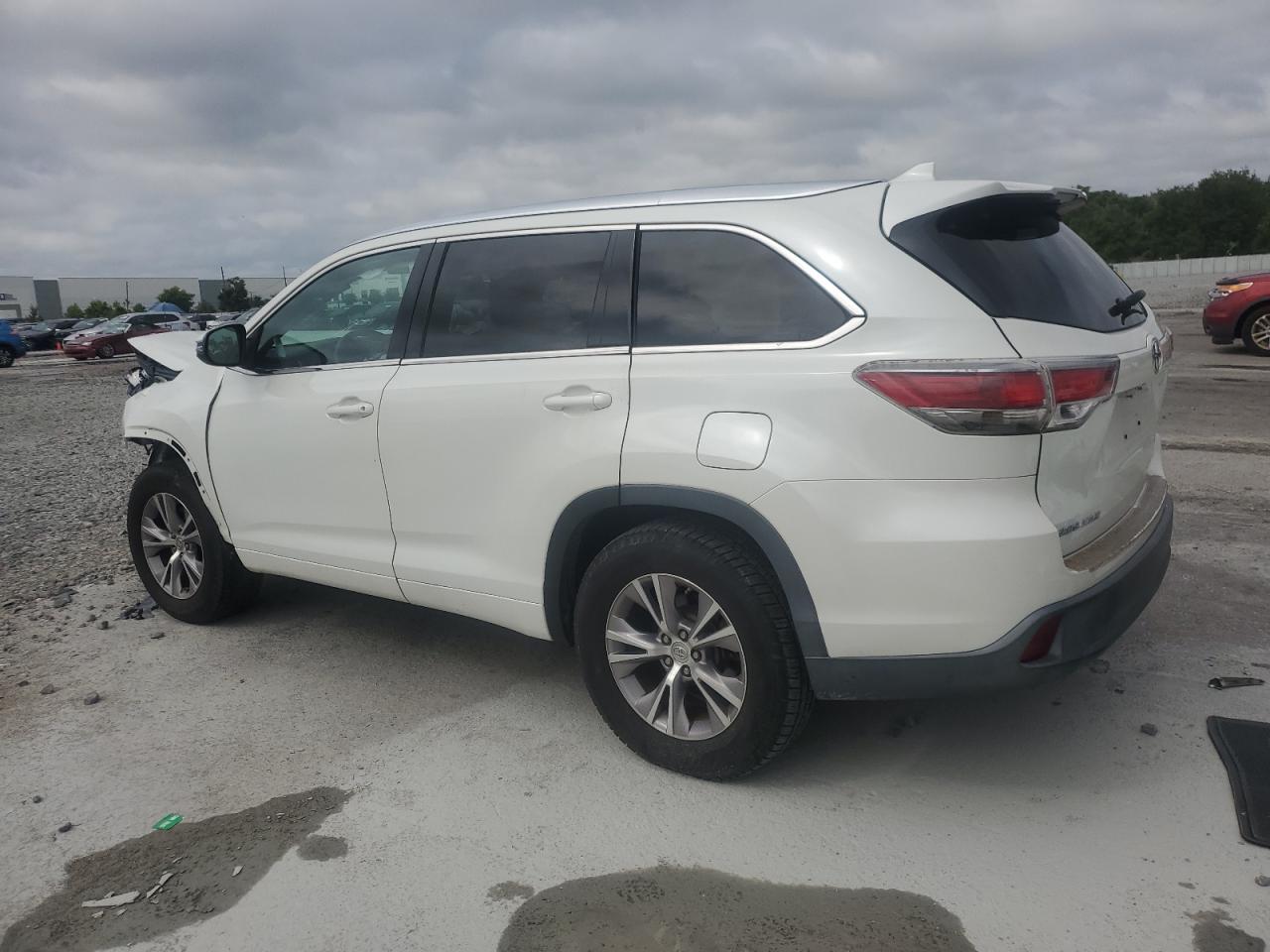 2014 TOYOTA HIGHLANDER