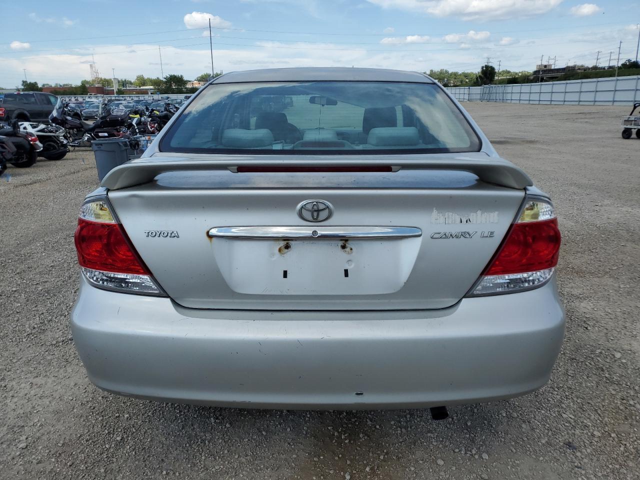 2005 TOYOTA CAMRY