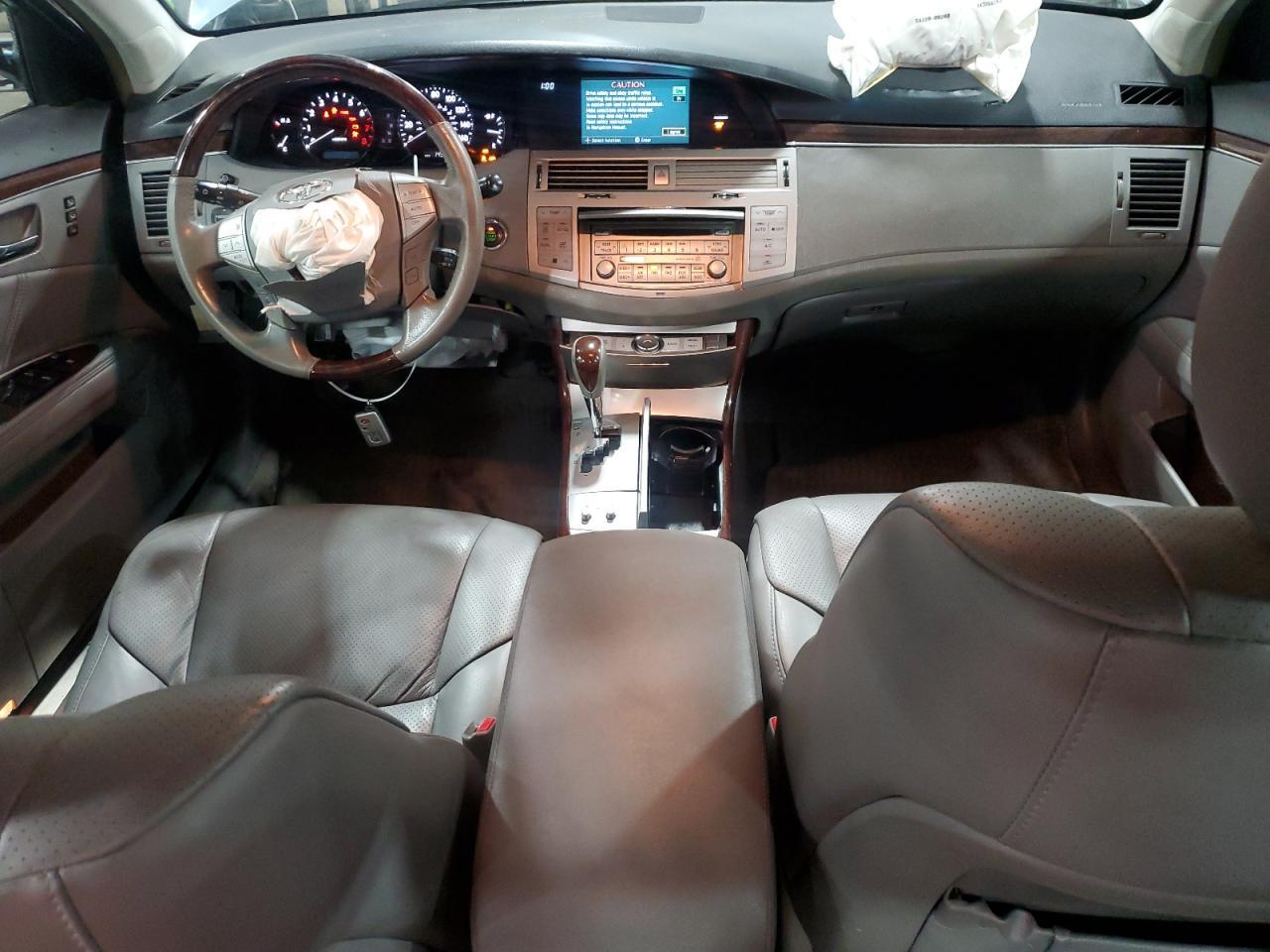 2008 TOYOTA Avalon