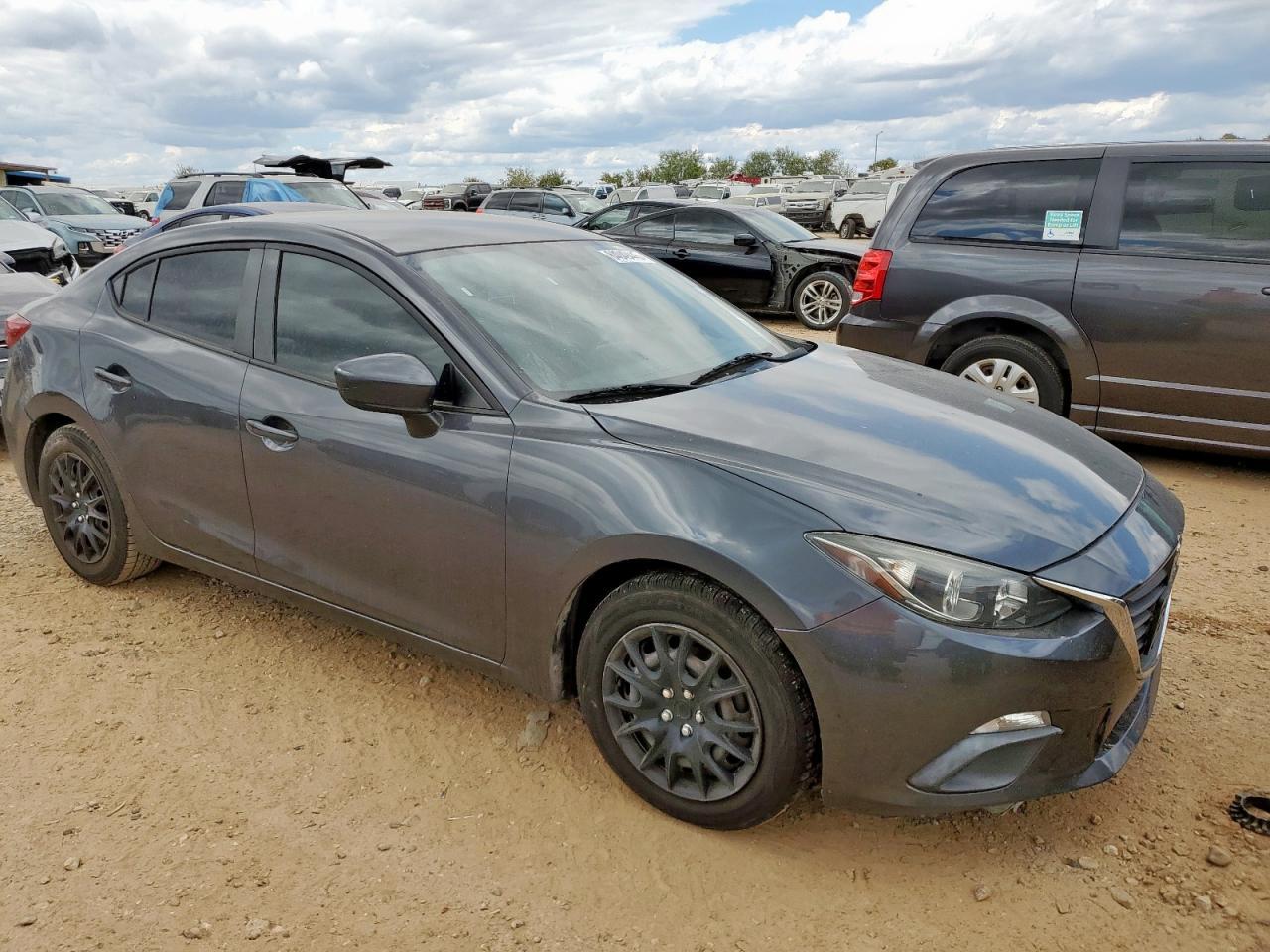 2015 MAZDA 3