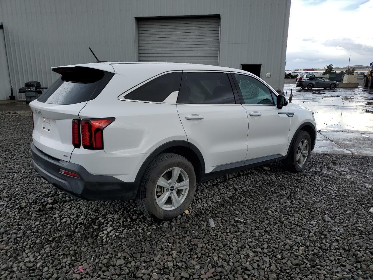 2023 KIA SORENTO