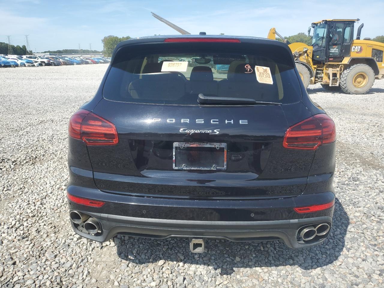 2015 PORSCHE CAYENNE