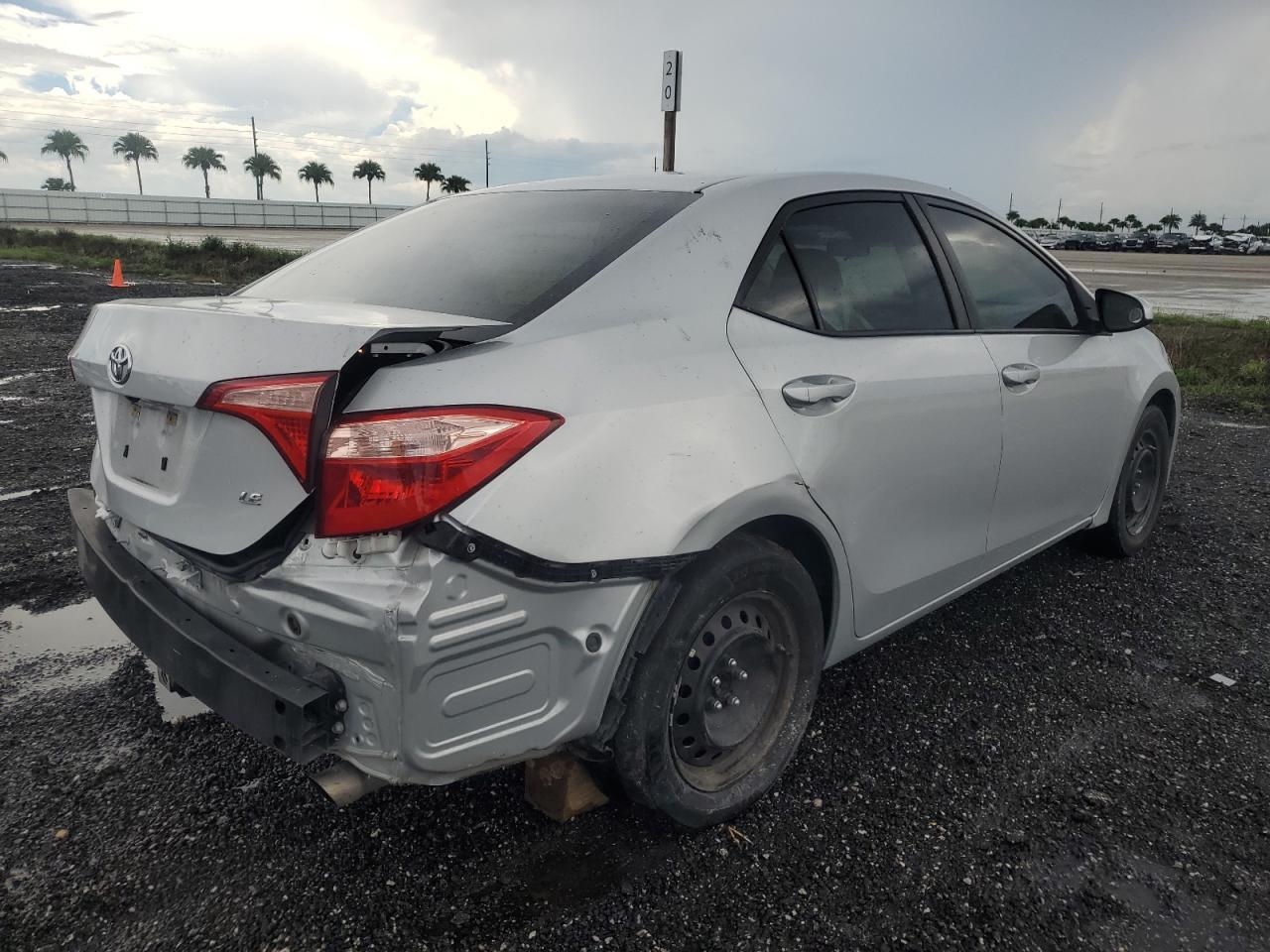 2019 TOYOTA COROLLA