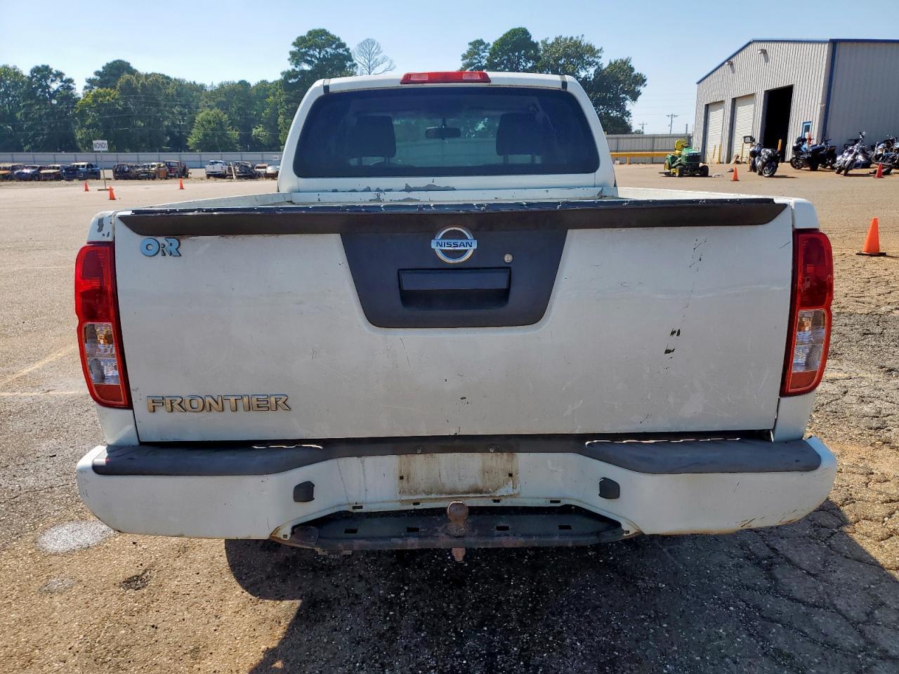 2017 NISSAN Frontier